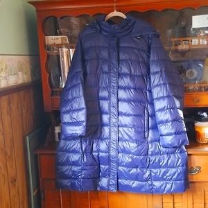 Women's plus size coat with hood